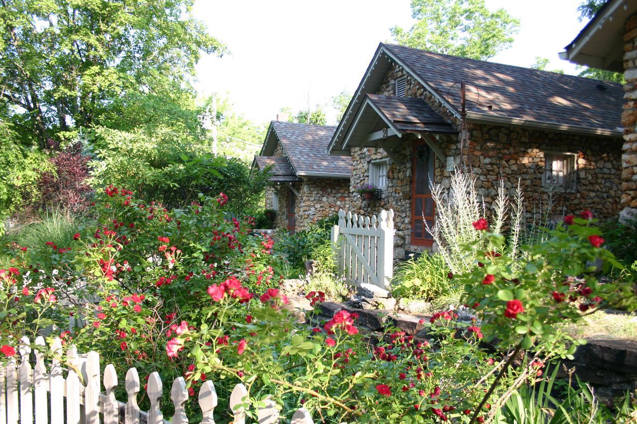 Rock Cottage Gardens B&B Eureka Springs Eksteriør billede